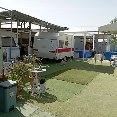 Caravanas Y Habitaciones Para Relajarse Sax Luaran gambar
