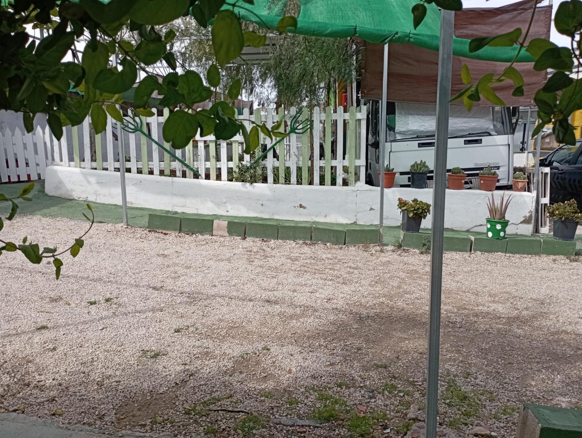 Caravanas Y Habitaciones Para Relajarse Sax Luaran gambar